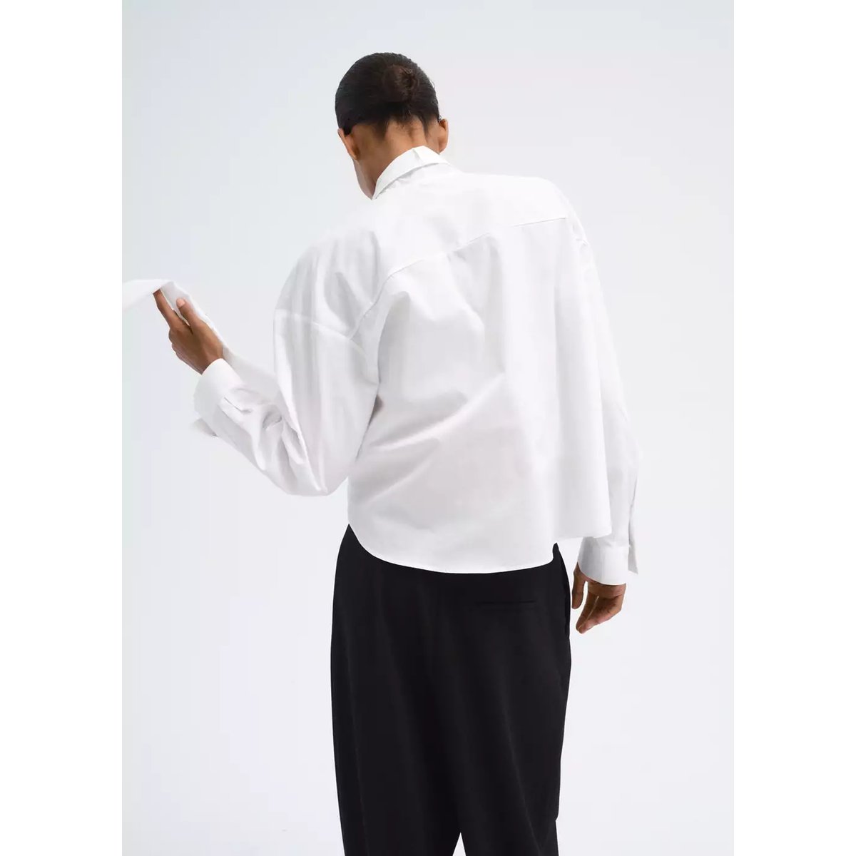 Blouse en coton avec nœud au col blanc cassé, MANGO