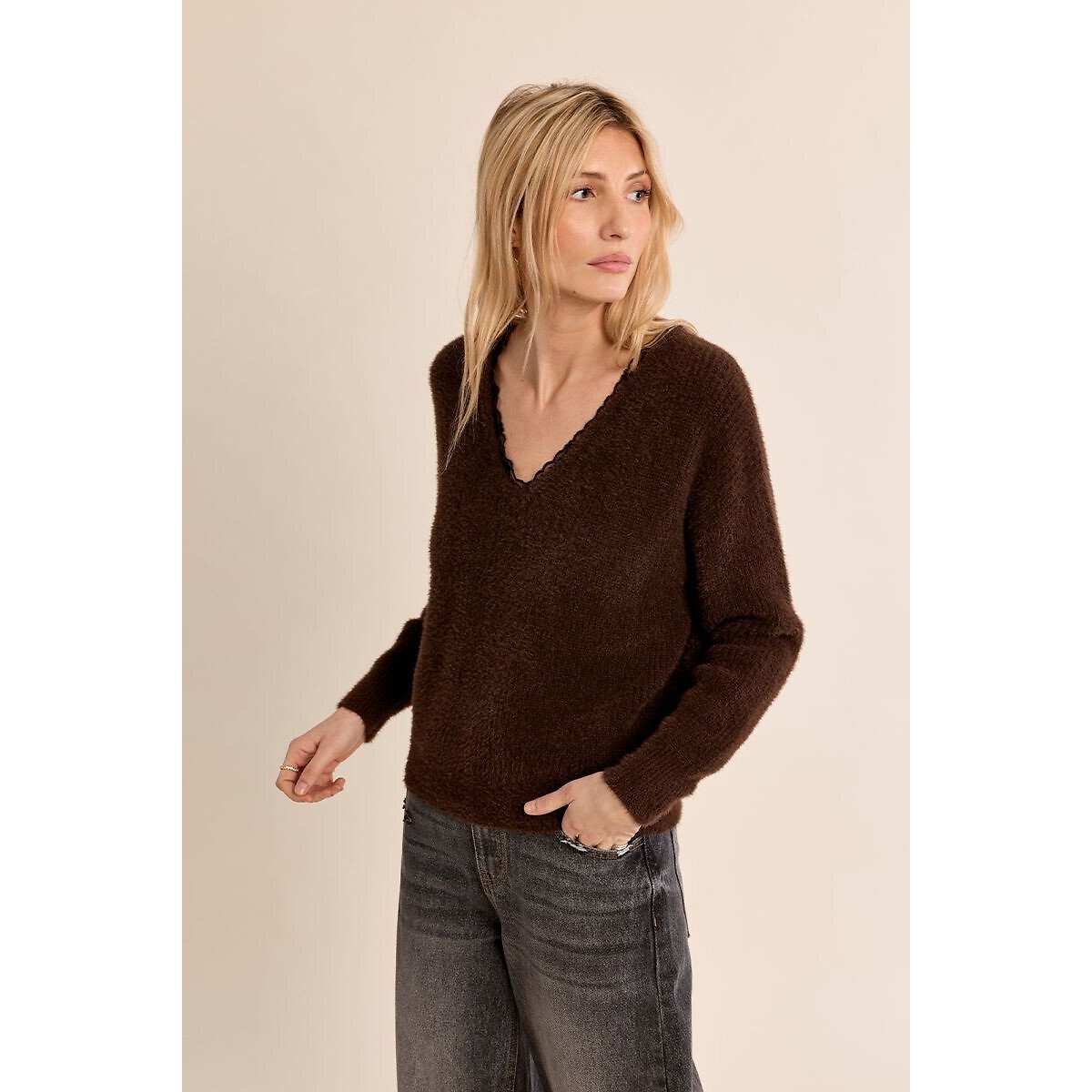V-Neck Jumper with Lace Detailing chocolate brown, MOLLY BRACKEN