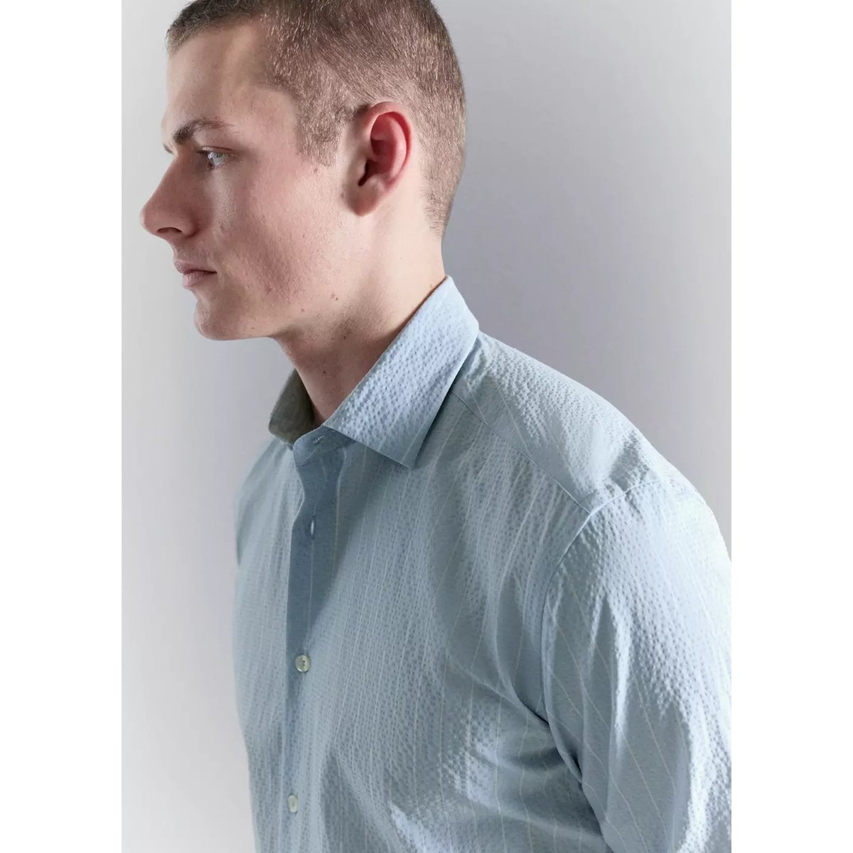 Chemise rayures tennis effet froissé bleu ciel, MANGO MAN
