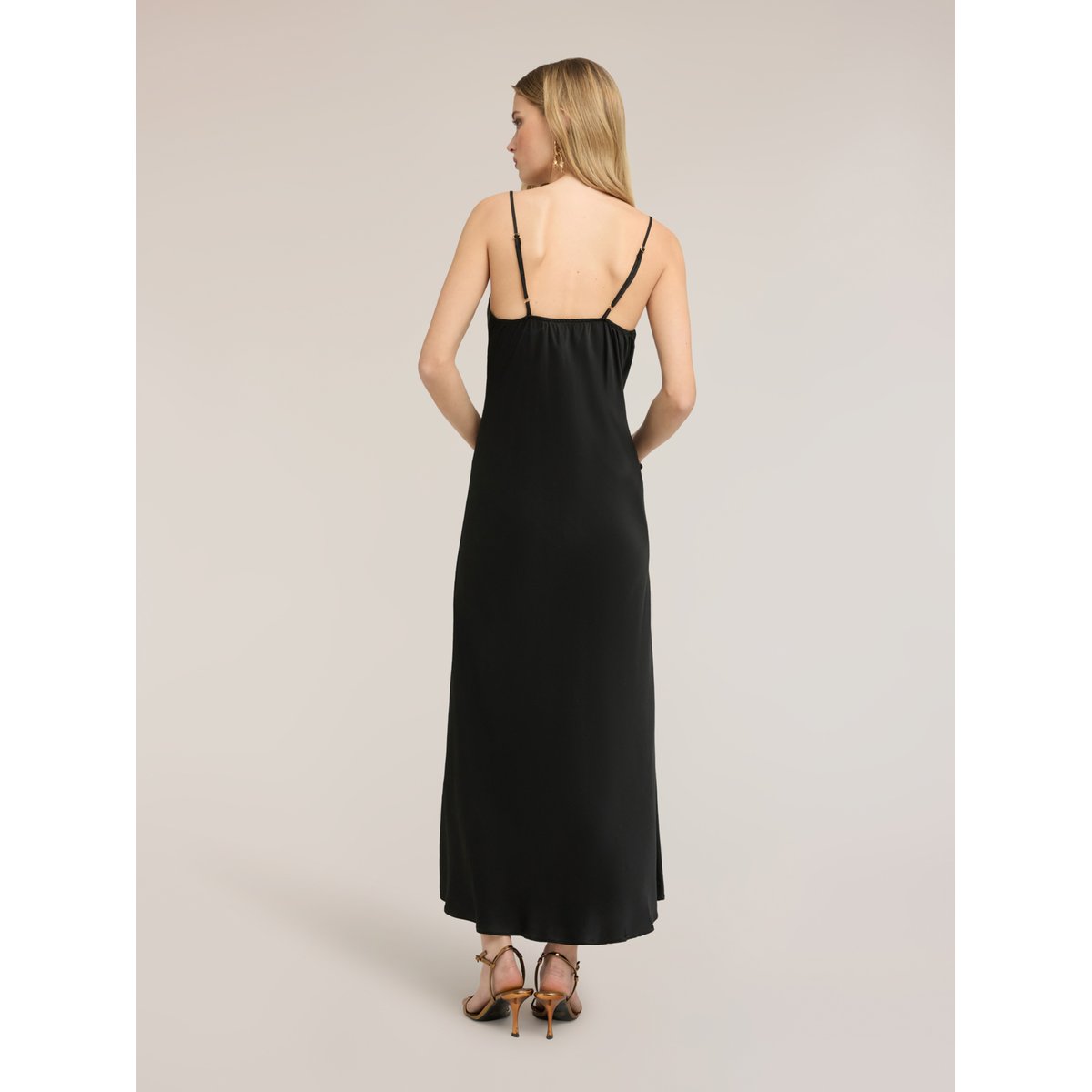 Robe longue lingerie noir, MOTIVI