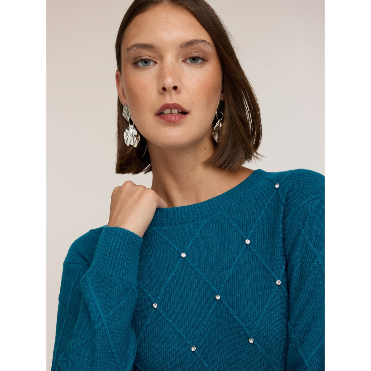 Pull en tricot à motif losanges avec pierres crystal petrol blue, MOTIVI