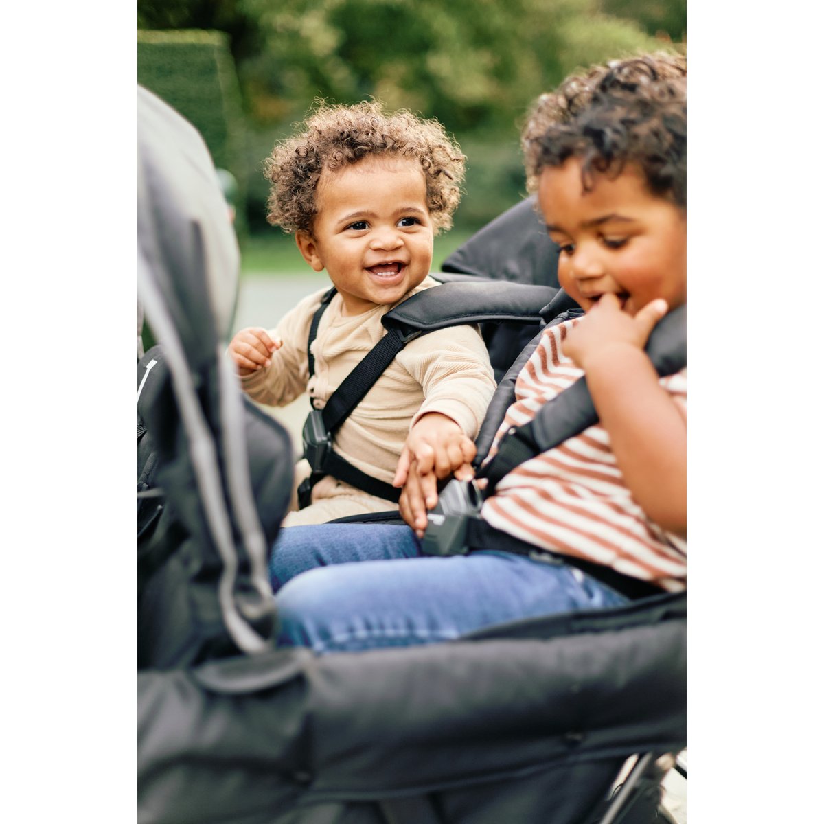 Quadruple poussette capacité 4 enfants + housse de pluie + pare-soleil noir, CHILDHOME