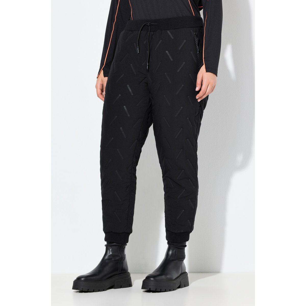 Jogging technique à poches zippées et bord noir, ULLA POPKEN