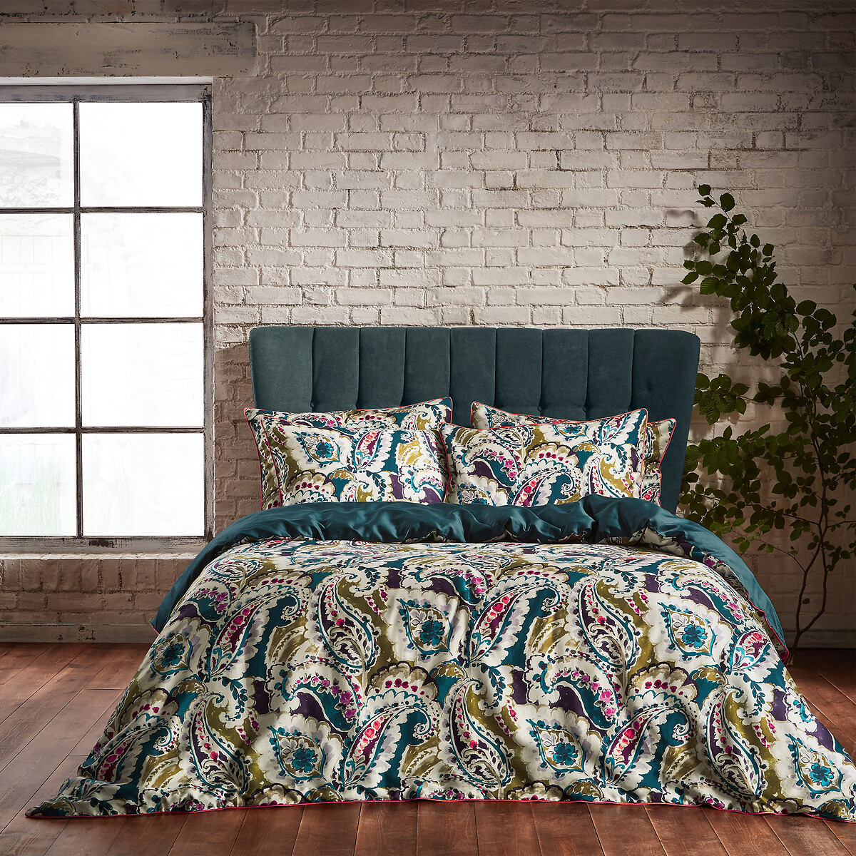 Aretha Persian Paisley 100% Cotton Duvet Cover and Pillowcase Set teal, EW BY EDINBURGH WEAVERS