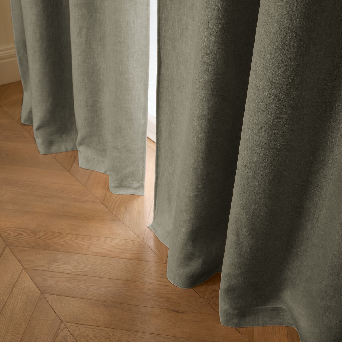 Verduisteringsgordijn van gewassen linnen, verborgen lipjes, Private kaki , AM.PM