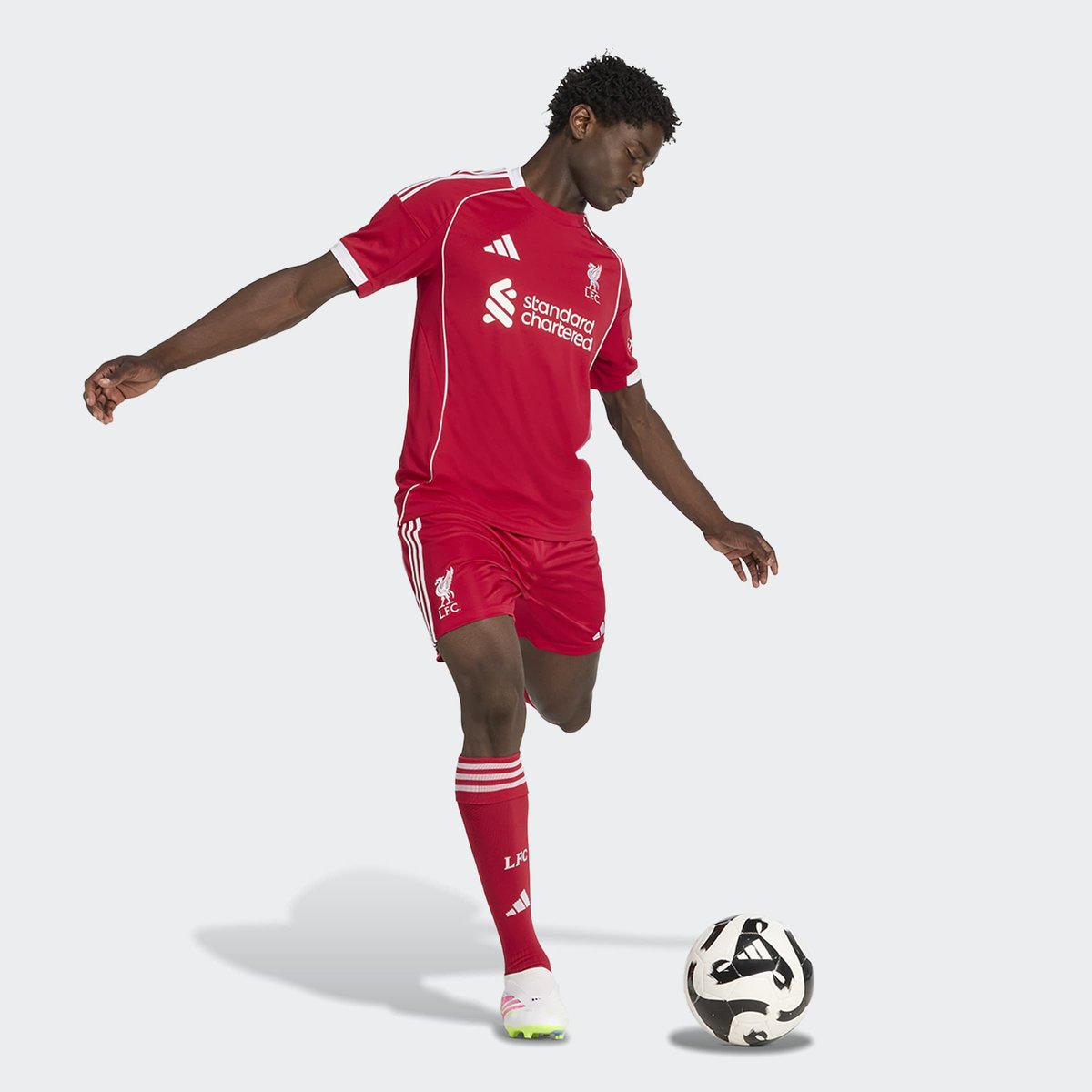 Short Domicile Liverpool Fc 25/26 Short Domicile Liverpool Fc 25/26 strawberry red, adidas Performance