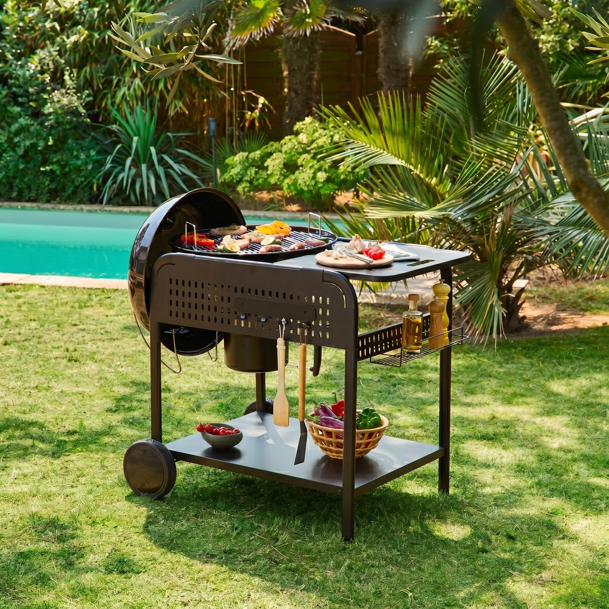 Barbecue rond charbon de bois acier émaillé Ø53cm avec chariot MAURICE noir, SWEEEK