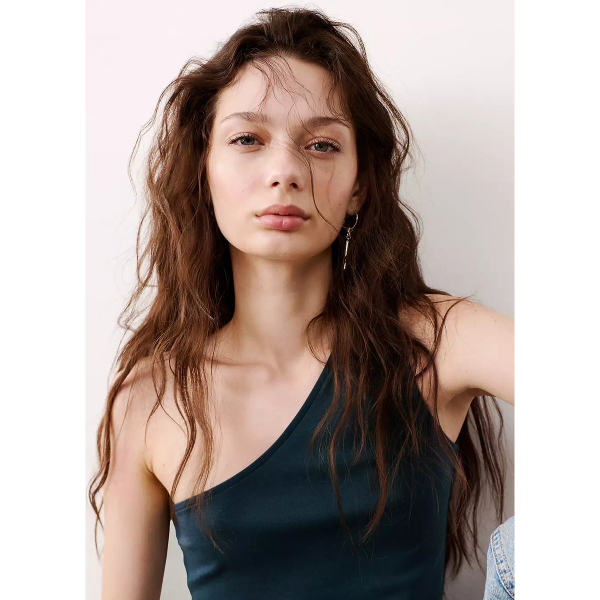 Top asymétrique à boutons bleu marine, MANGO TEEN