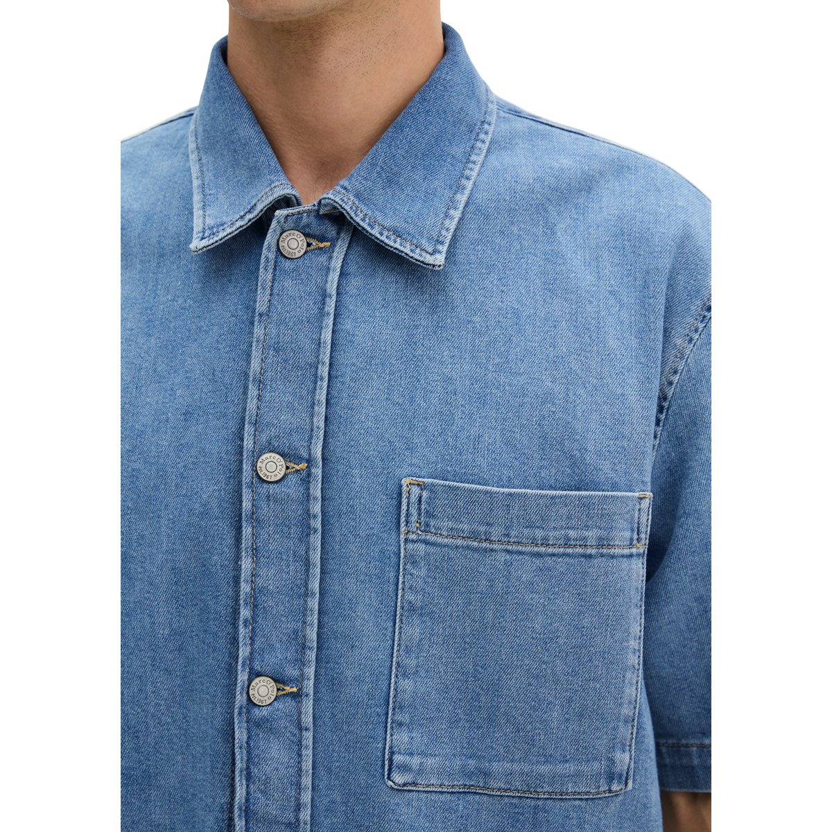 Chemise en jean à manches courtes regular en denim de coton bio léger bleu moyen, MARC O'POLO