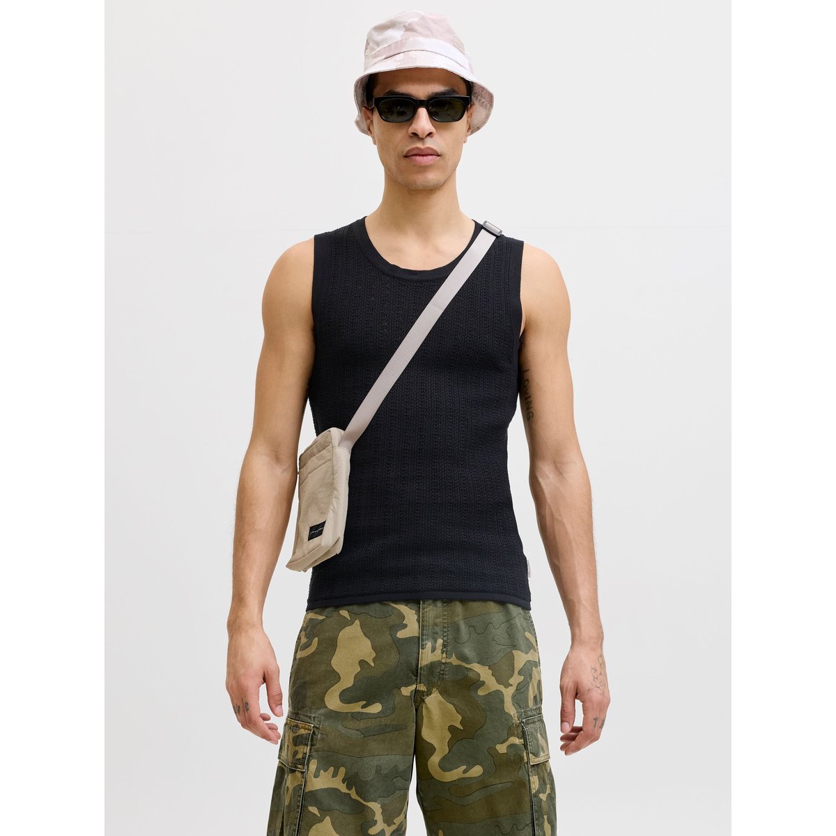 Top black 1, JACK & JONES