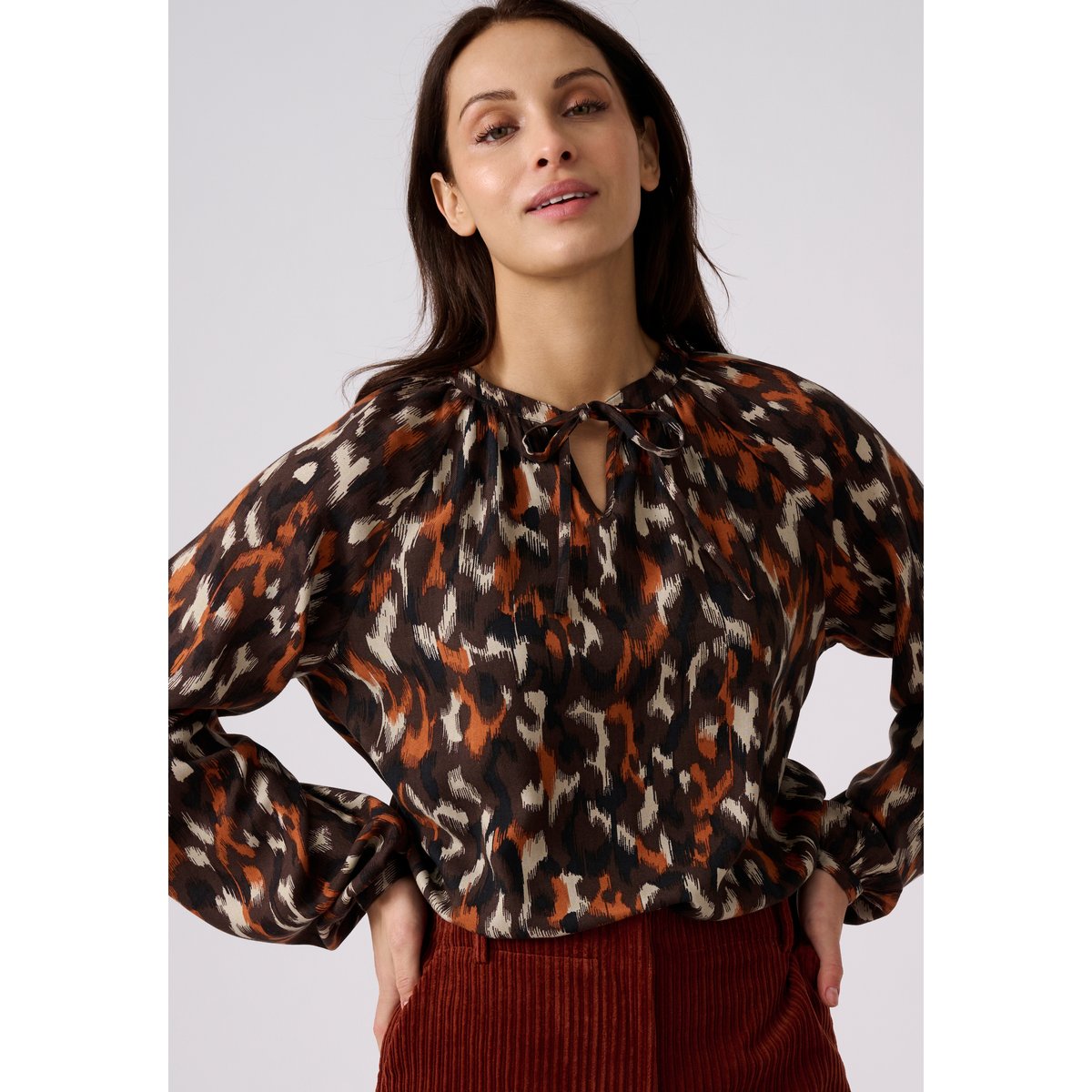 Blouse pure viscose marron graphique, DAMART