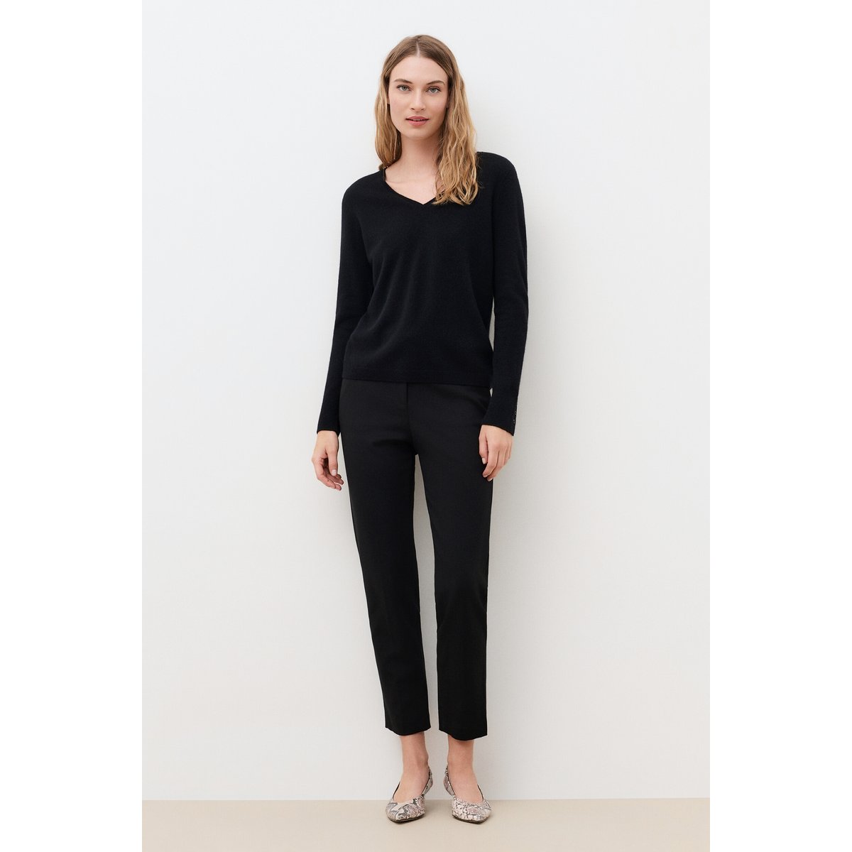 Pull droit col v cachemire MVICKIE noir, CAROLL