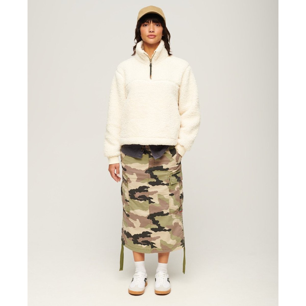 Pull ultra-doux à col camionneur écru poudré, SUPERDRY