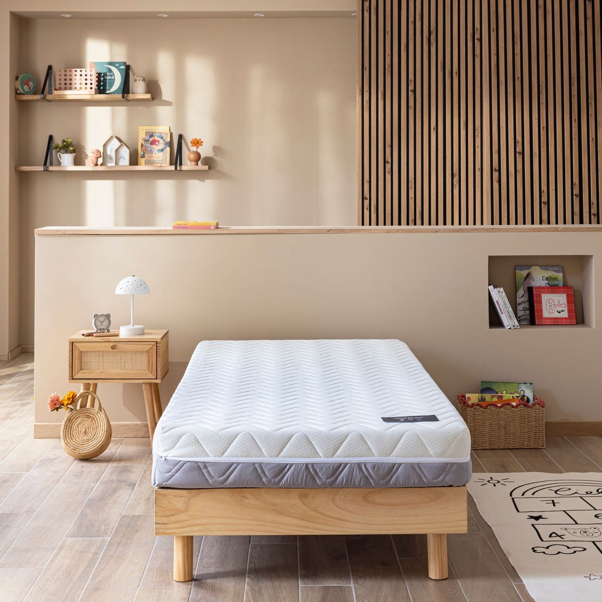 Matelas mousse recyclée 17 cm Conscience couleur unique, TERRE DE NUIT