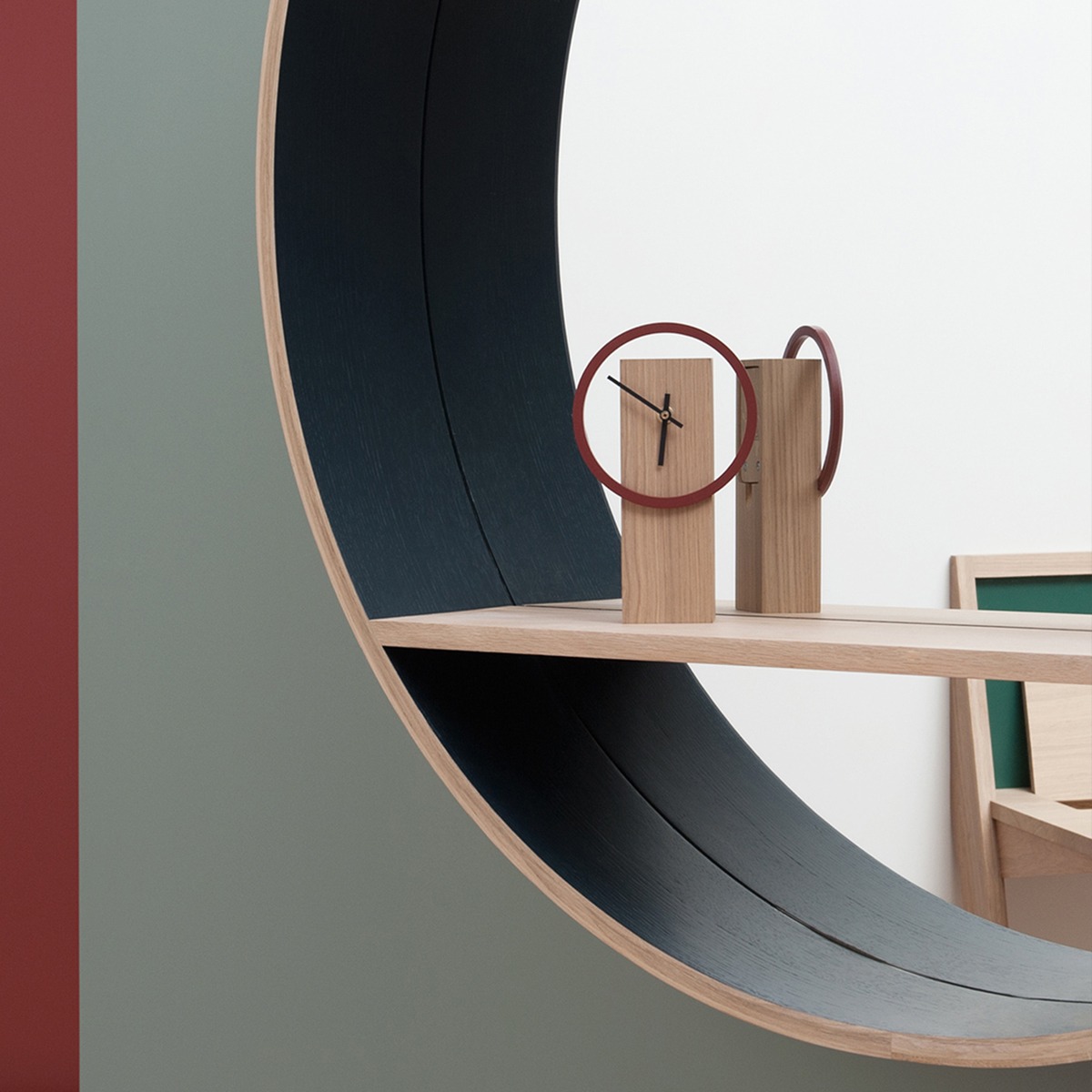 Horloge à poser Cyclock en bois massif vert selestat & bois clair, DRUGEOT MANUFACTURE