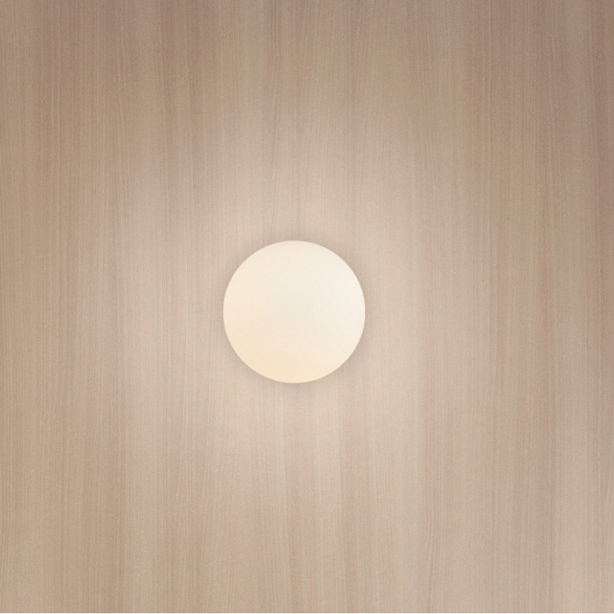 Applique murale Press laiton mat et globe verre blanc laiton, MILLUMINE