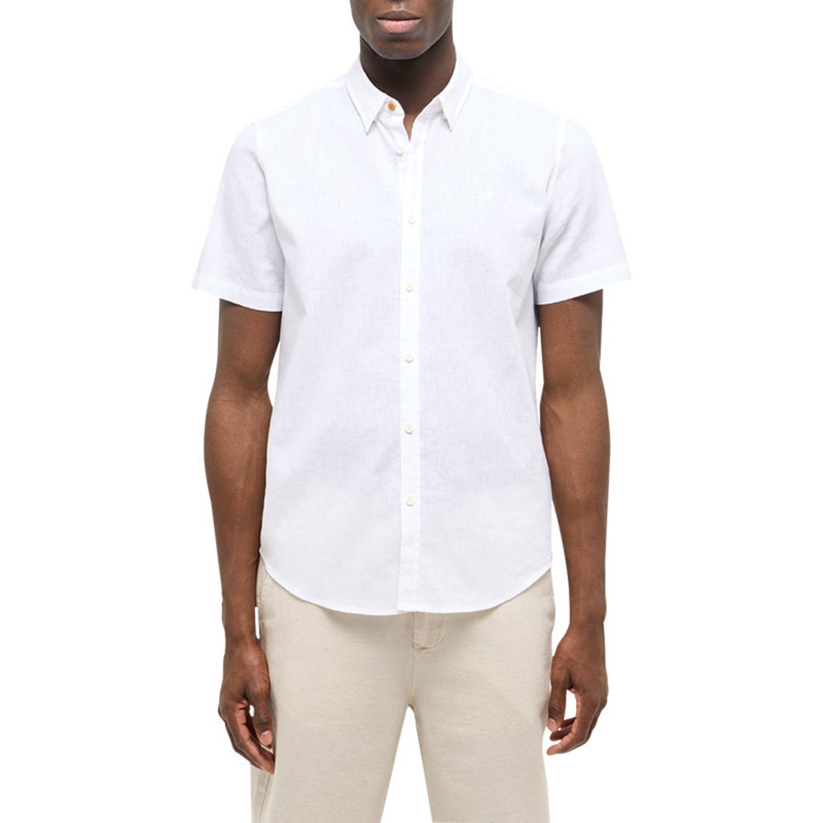 Chemise bleue unie en coton et lin mélangé avec une coupe droite blanc, MUSTANG