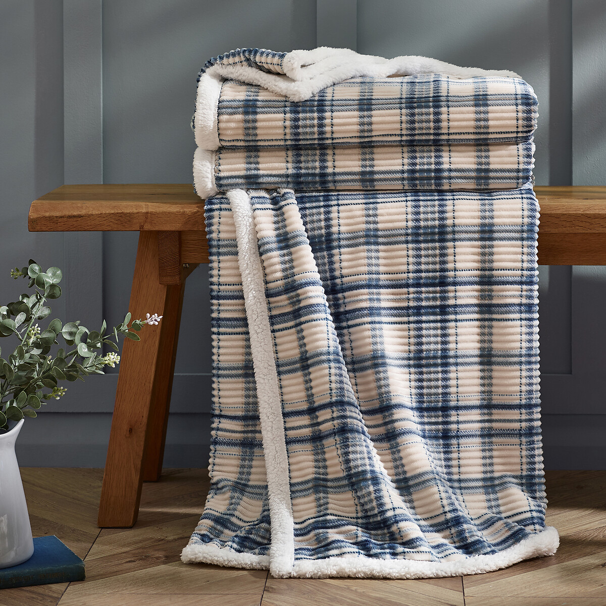Cosy Ribbed Check Blanket Throw blue, CATHERINE LANSFIELD