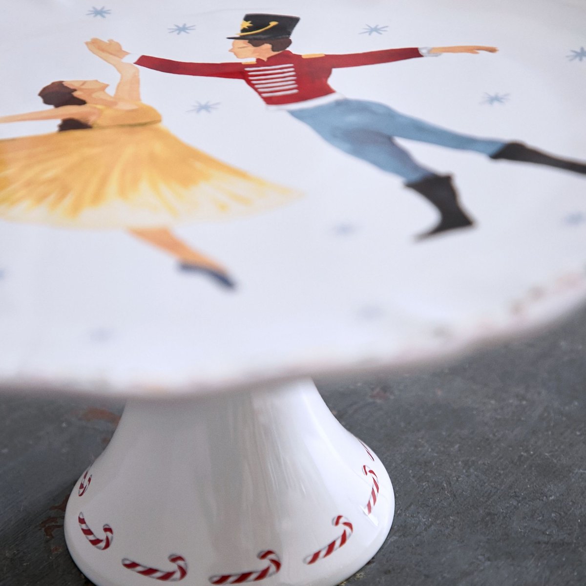Assiette Grande Surpied The Nutcracker, Casafina by COSTA NOVA white, COSTA NOVA