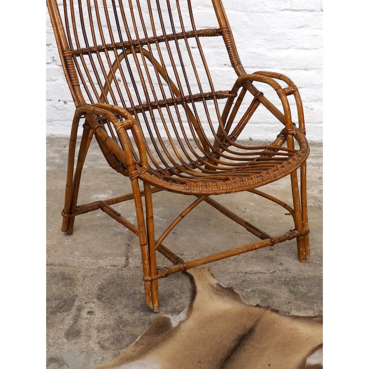 Grand fauteuil en rotin Ernest N°682 - Bon état naturel, DEBONGOUT