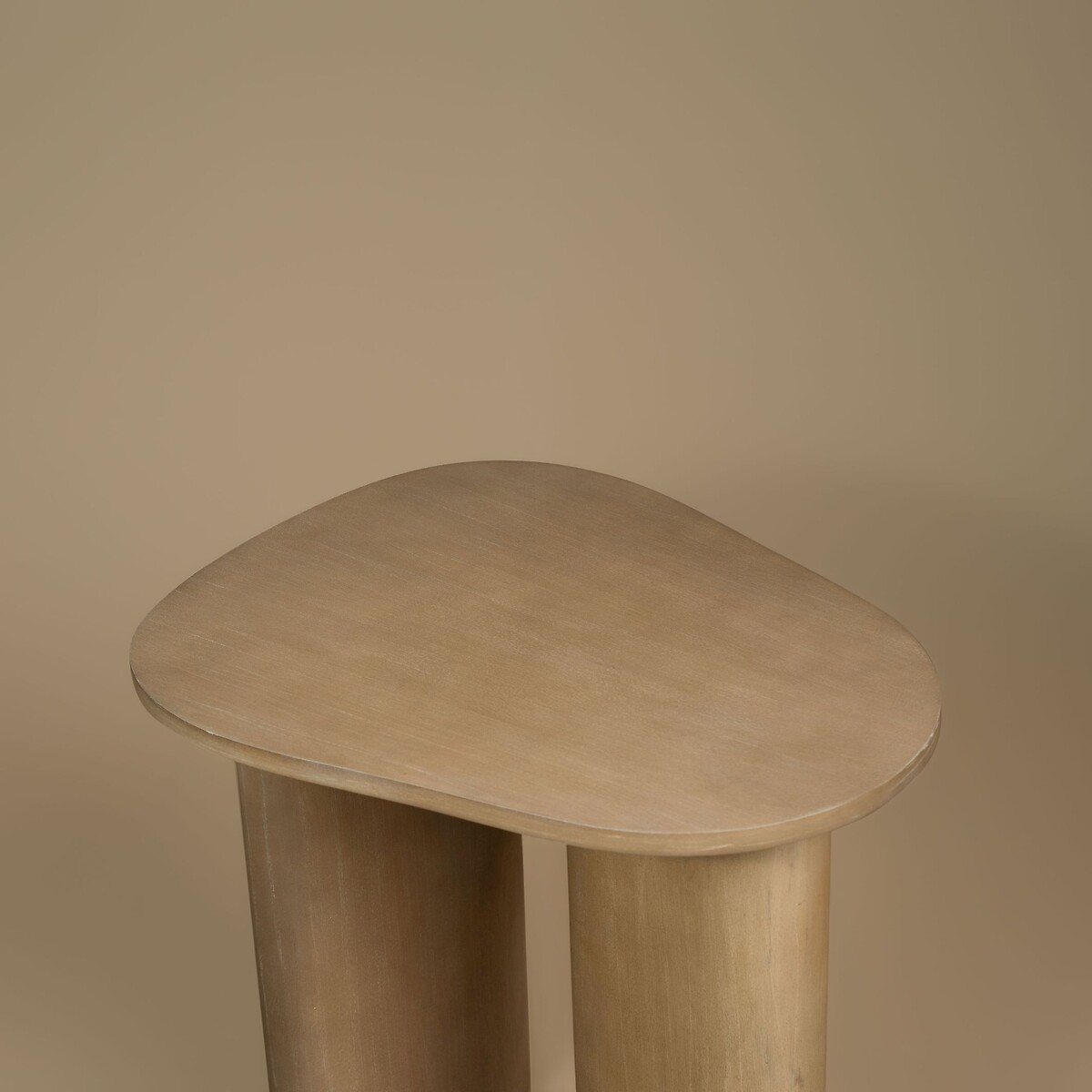 Pebble Mango Wood Side Table light wood, ÉDITÉ