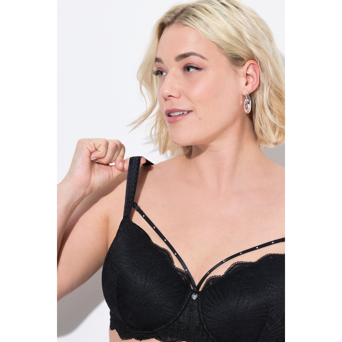 Soutien-gorge à armatures et bonnets noir, ULLA POPKEN