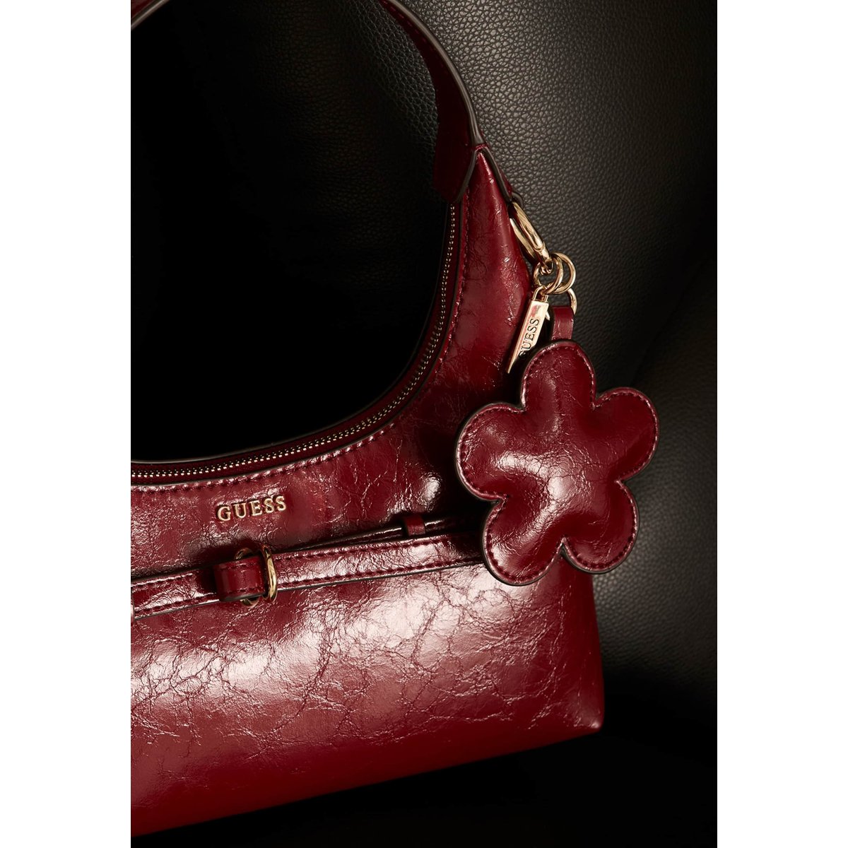 Taylor Mini Hobo rouge, GUESS