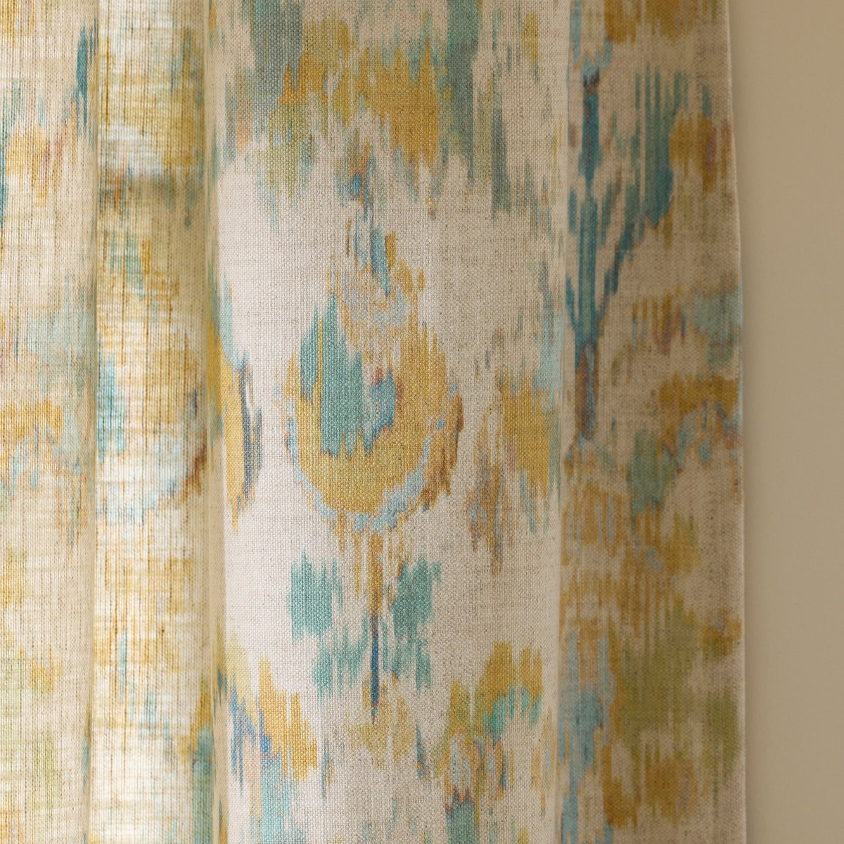 Rideau À Galon Fronceur en Motif ikat imprimé SHINTA naturel et jaune, MADURA