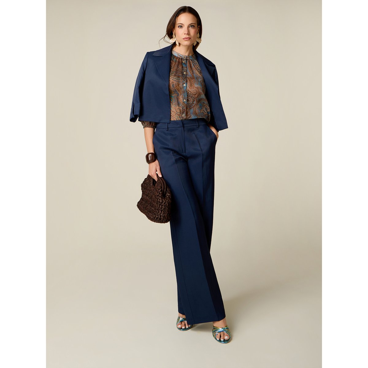 Pantalon palazzo bleu, OLTRE
