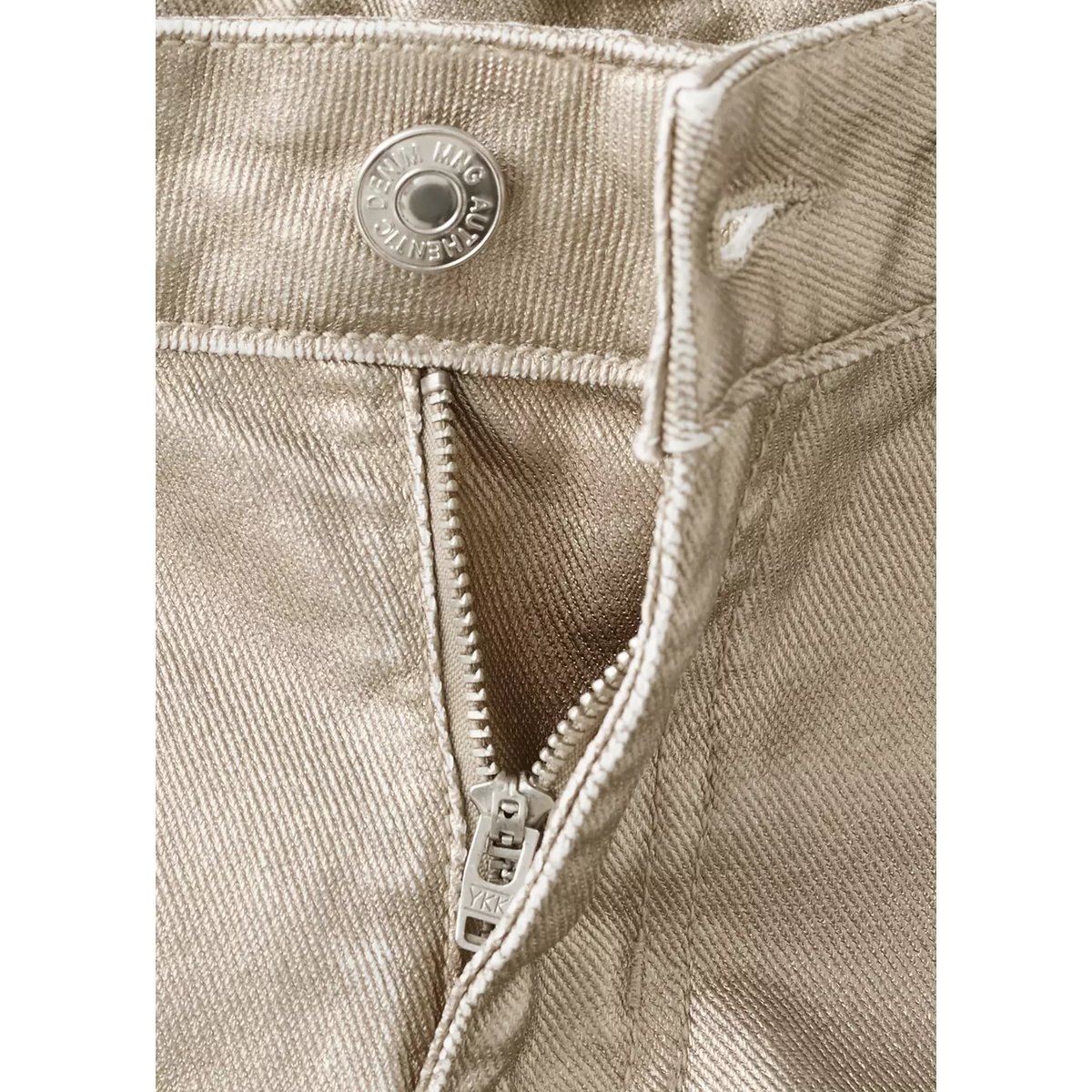 Short micro fit à effet métallisé or, MANGO TEEN
