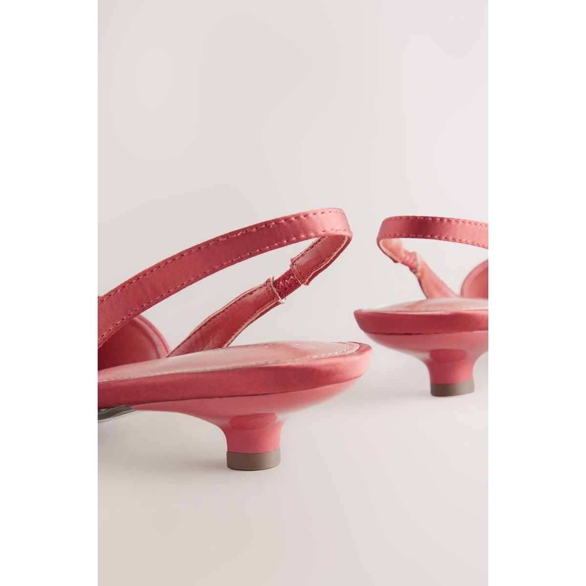 Chaussures à bride arrière nœud rose, NEXT