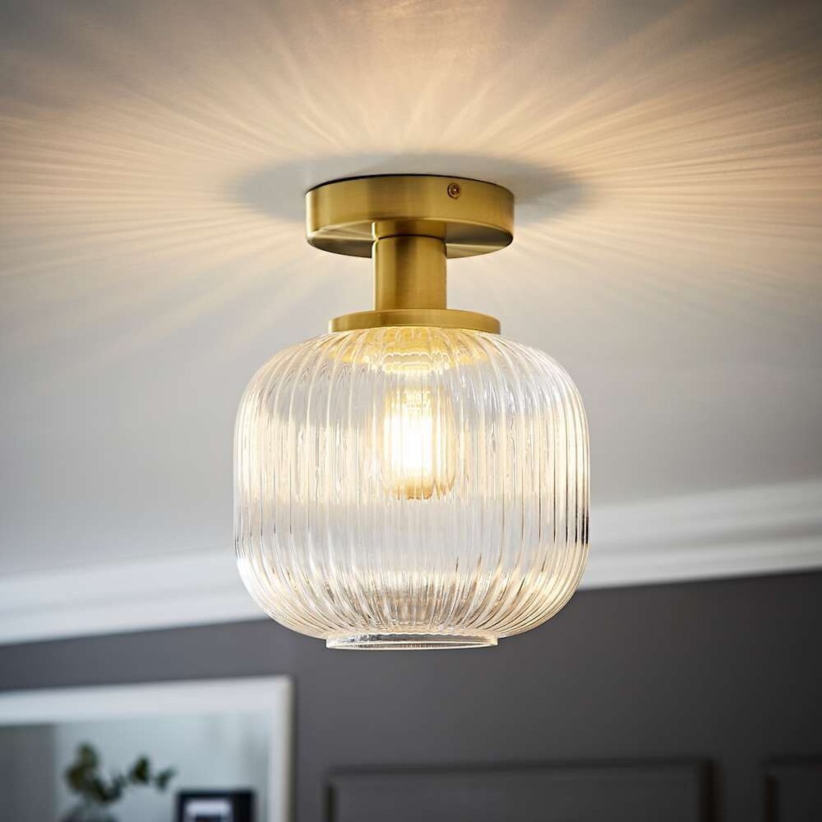 Conrad Ribbed Glass Flush Ceiling Light gold-coloured, SO'HOME