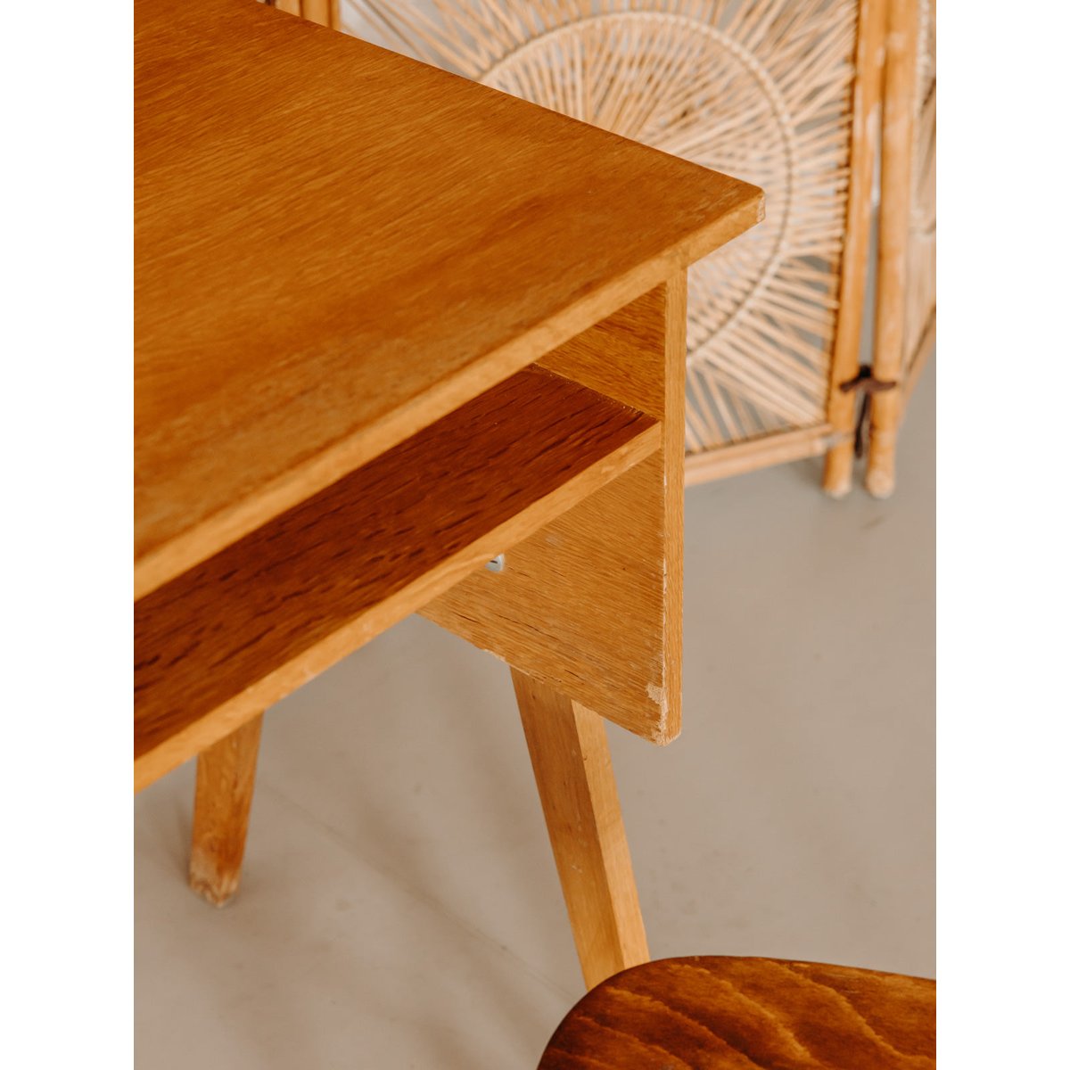Bureau au style scandinave minimaliste Yvan N°570 - Bon état bois clair, DEBONGOUT