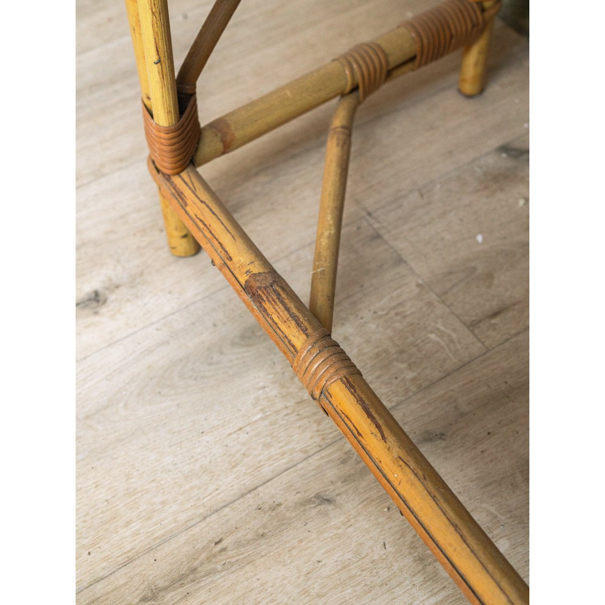 Bureau enfant en rotin Edouard N°715 - Bon état naturel, DEBONGOUT