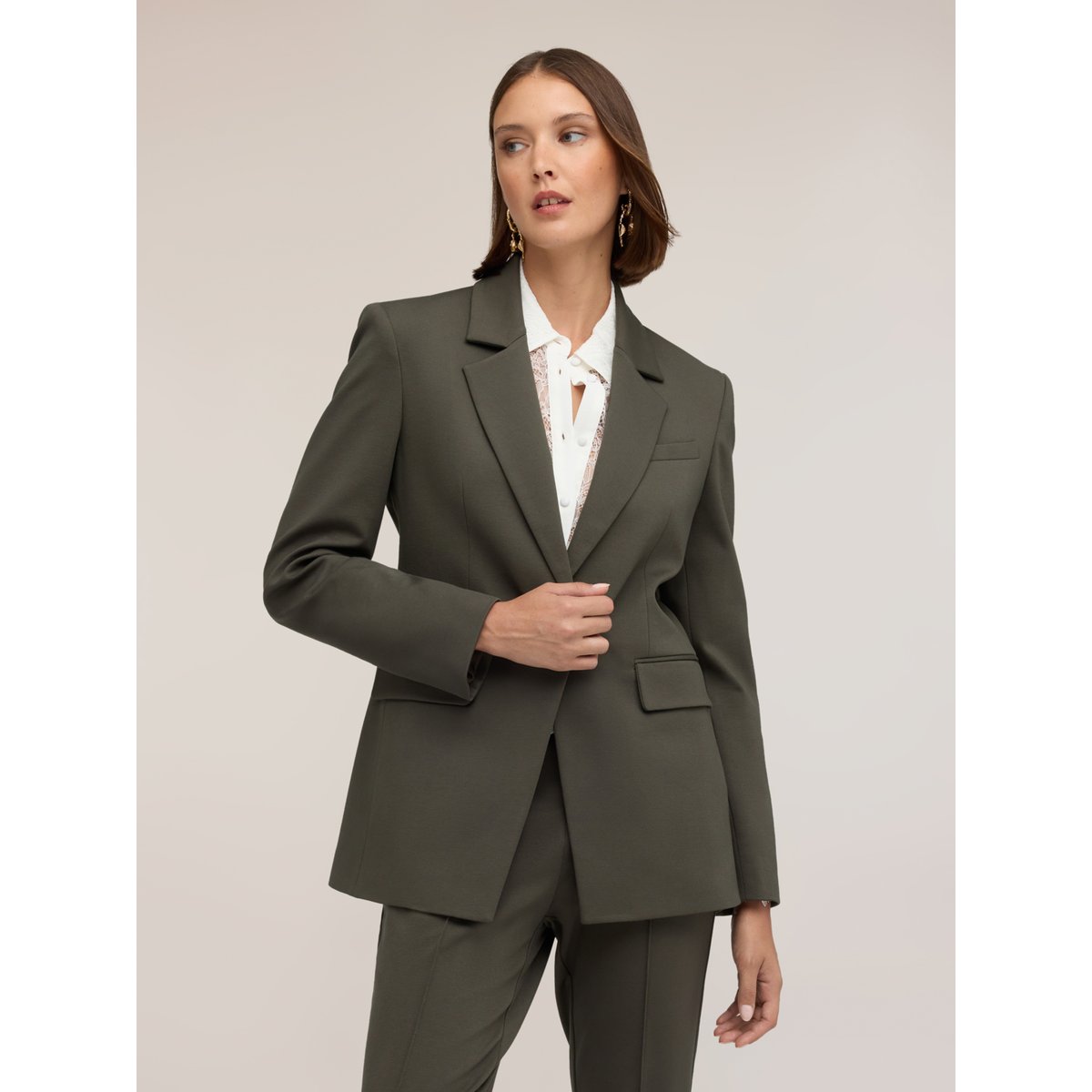 Blazer croisé verde militare, MOTIVI