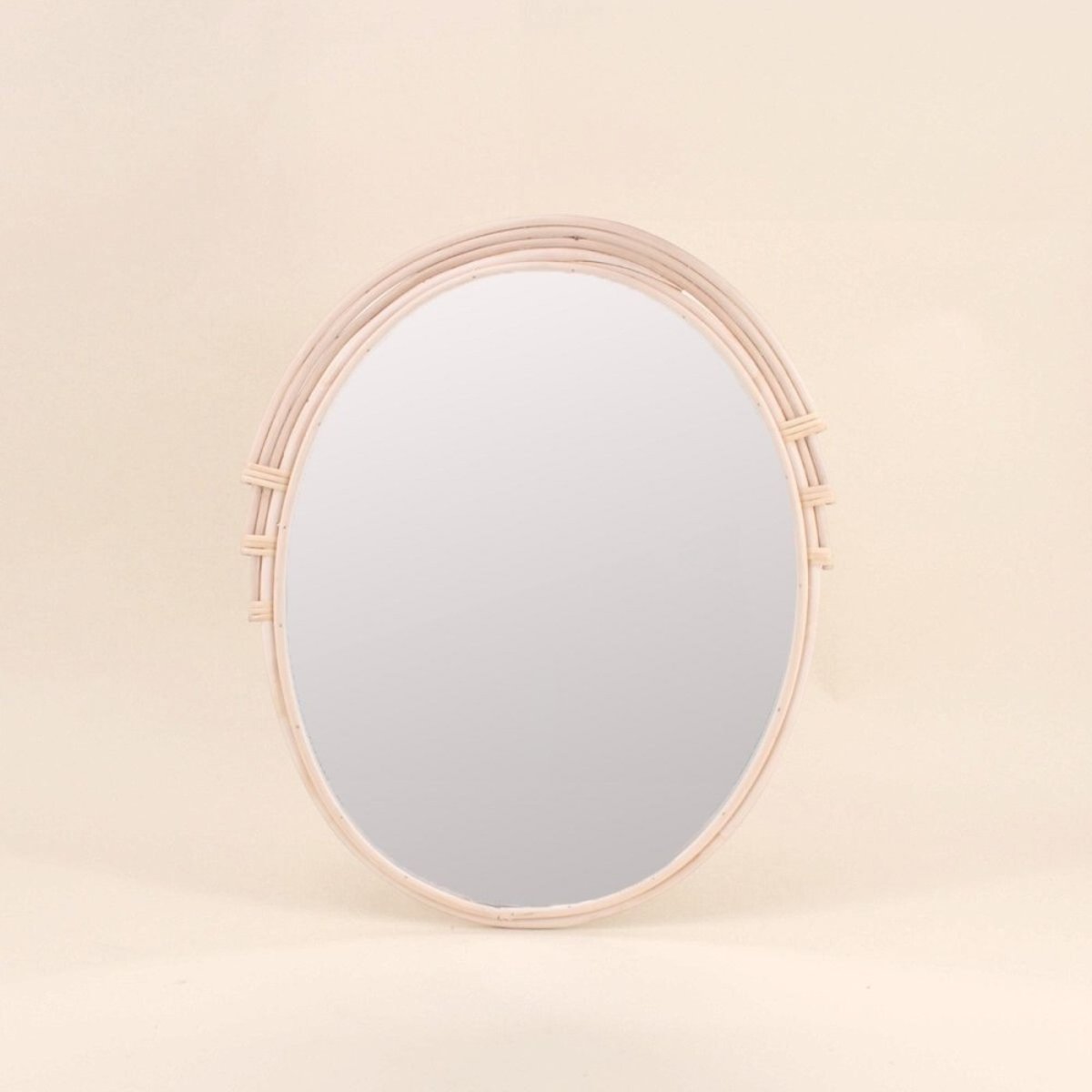Miroir ovale contour rotin 46x36cm naturel, ORNAMI