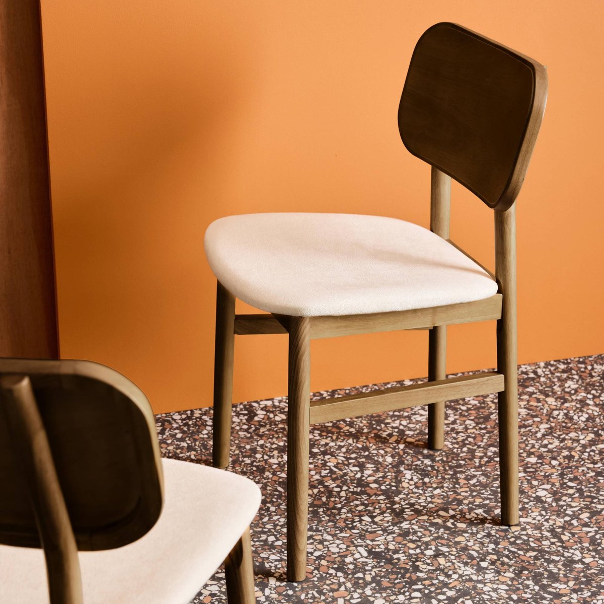 Chaise vintage bois d'hévéa et tissu (lot de 2) OLYMPIE noyer, SWEEEK