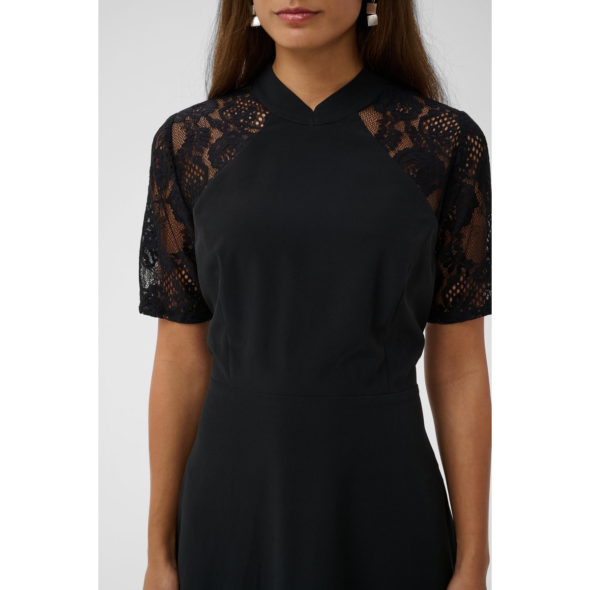 Robe noir, CULTURE