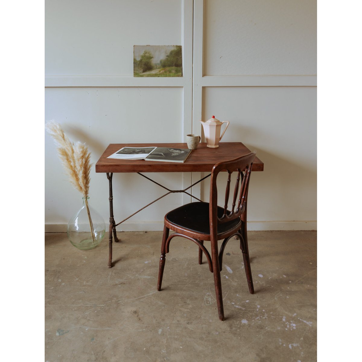 Table à manger bistro en bois et fonte Denise N°104 - Bon état bois foncé, DEBONGOUT