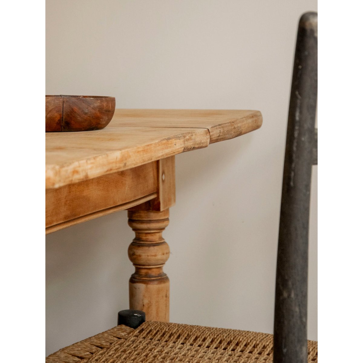 Table à manger de ferme rustique Romy N°1489 - Bon état bois clair, DEBONGOUT