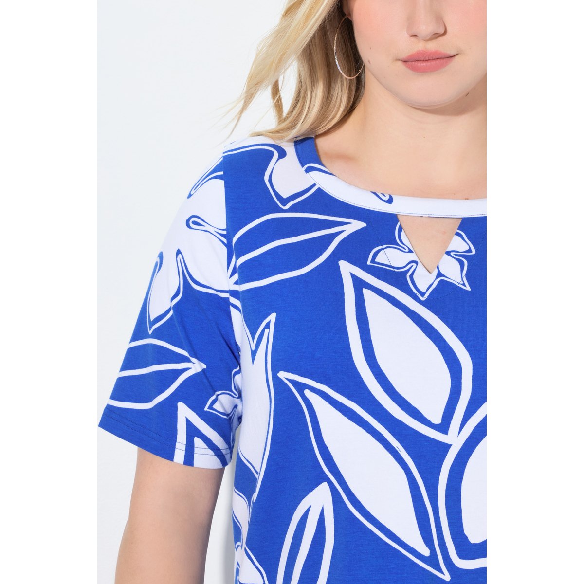 T-shirt avec découpe bleu azur, ULLA POPKEN