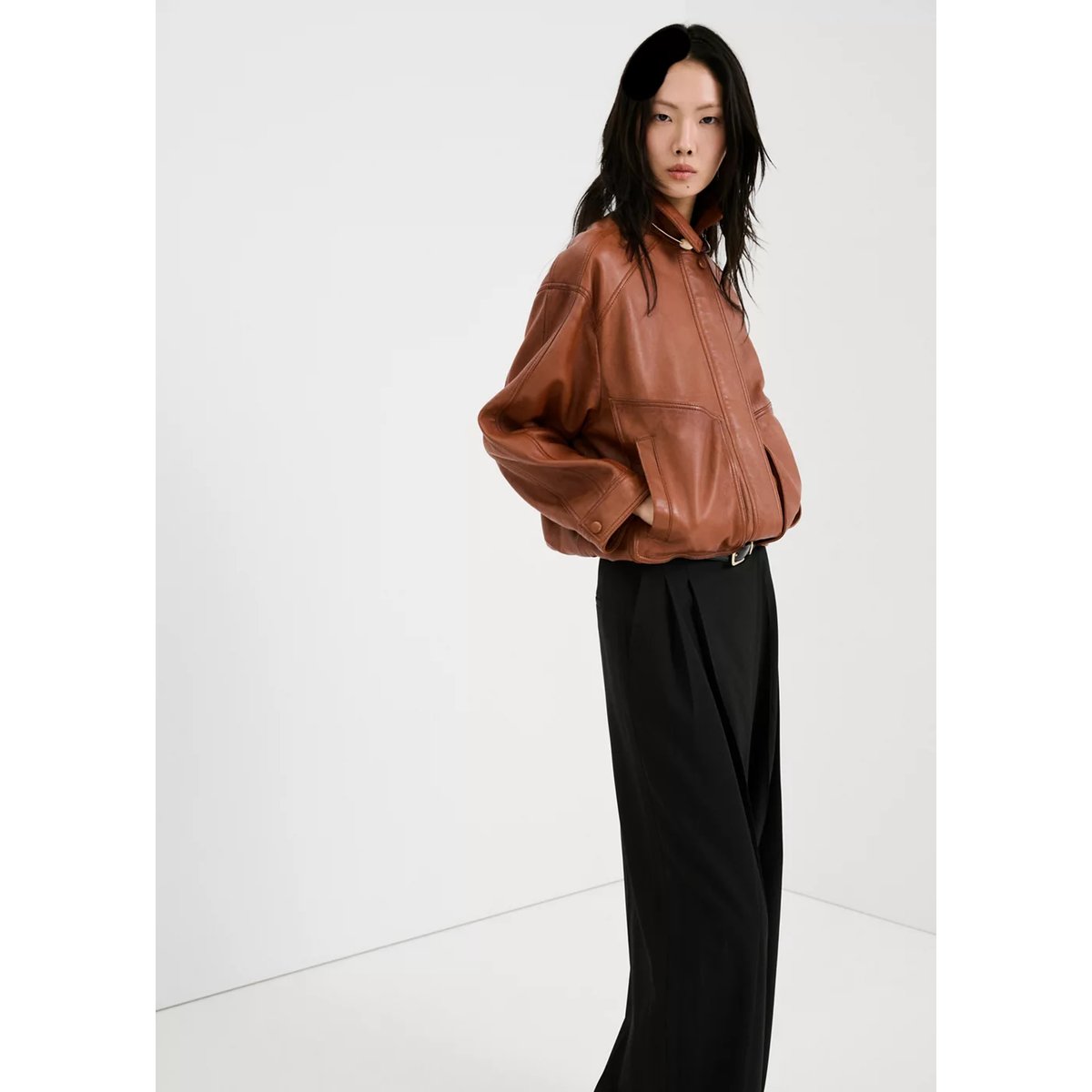 Pantalon croisé asymétrique noir, MANGO