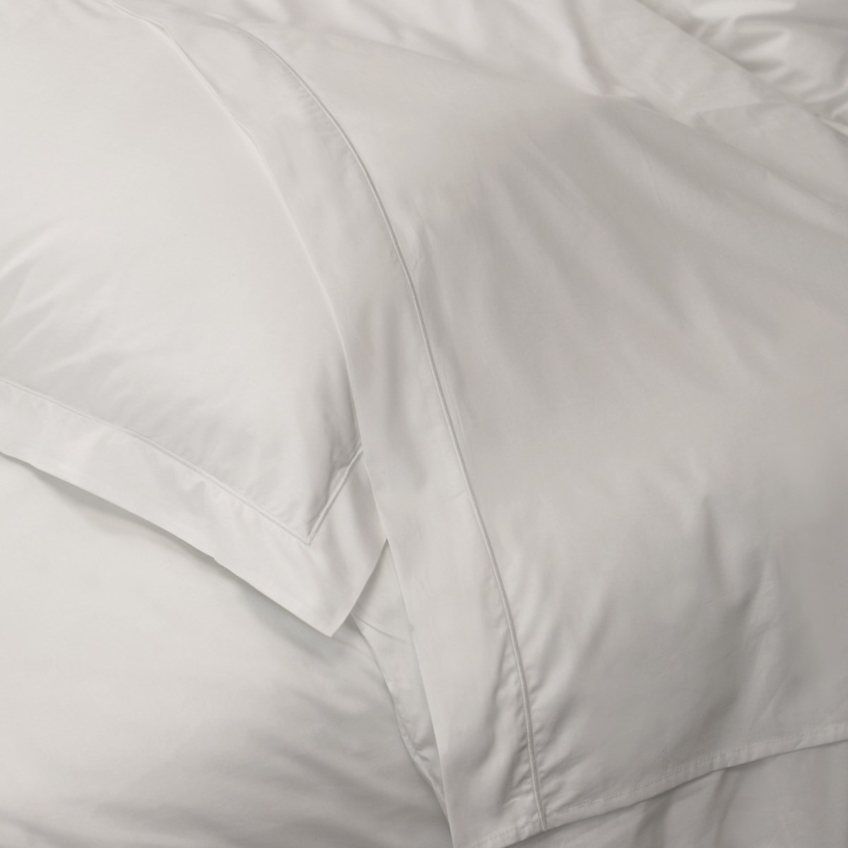 Lot de 2 taies d'oreillers coton percale 200 fils DESIREE blanc, LINANDELLE