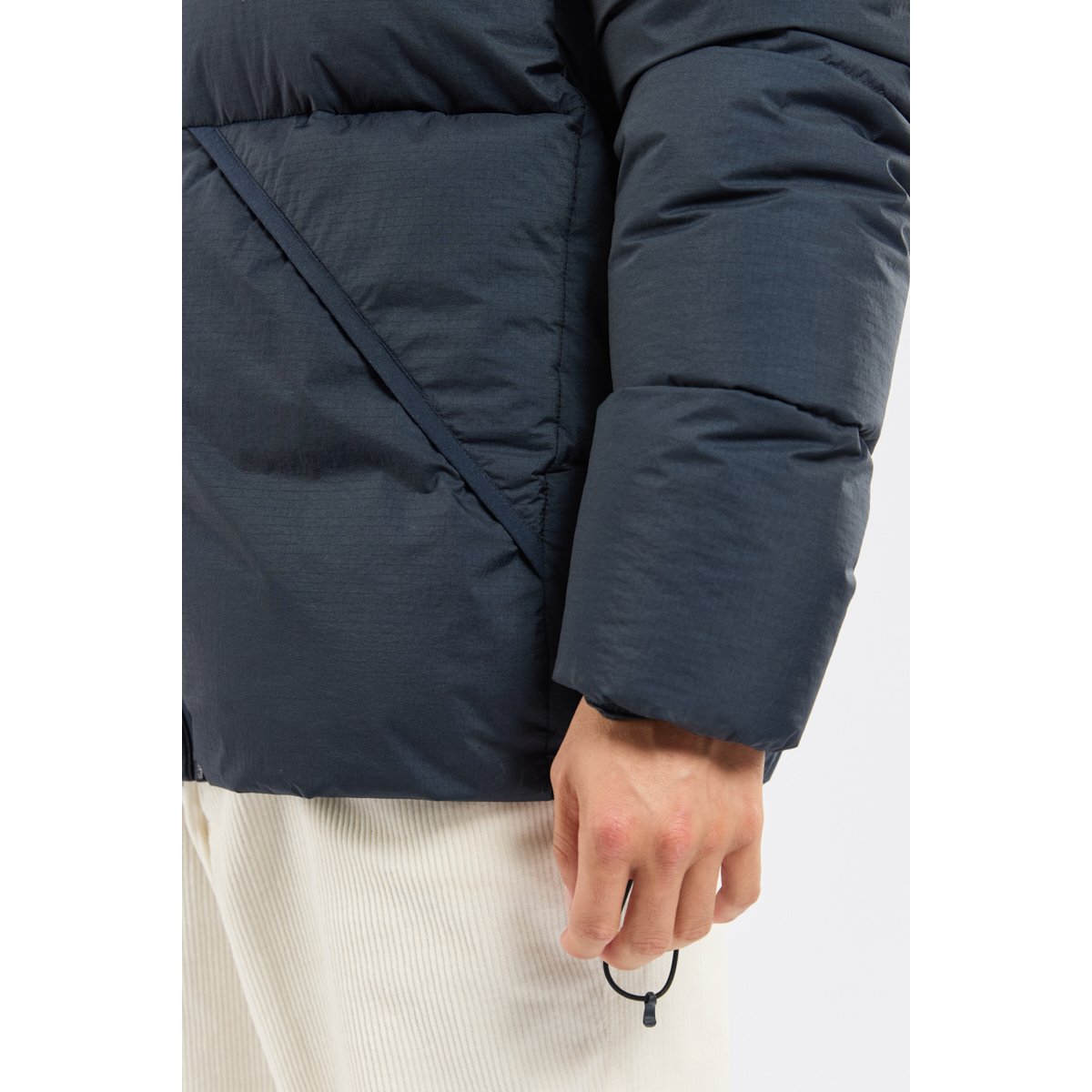 Doudoune à capuche en polyamide recyclé HARDROCK navy, BERMUDES