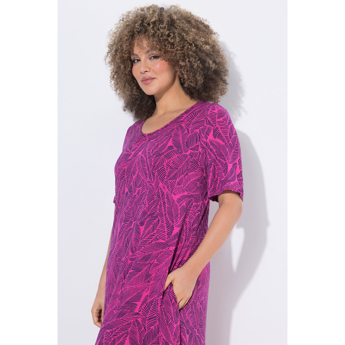 Robe en jersey motif feuilles rose vif, ULLA POPKEN