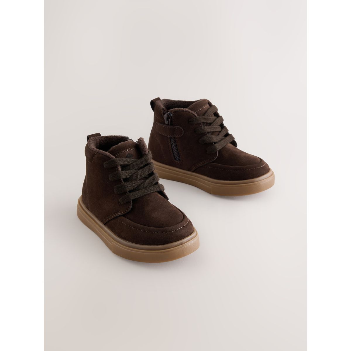 Bottines à lacets et doublure chaude marron chocolat, NEXT