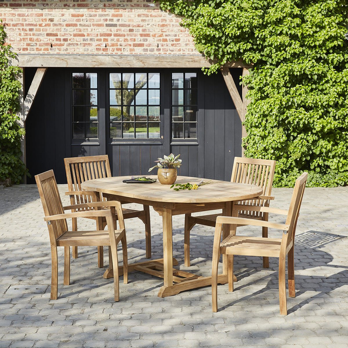 Salon de jardin en teck massif extensible 4/6 places  MIDLAND naturel, BERAH GETAH