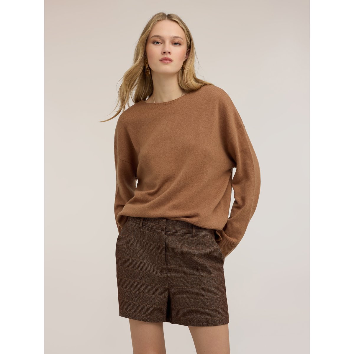 Pull avec boutonnage dos beige, MOTIVI