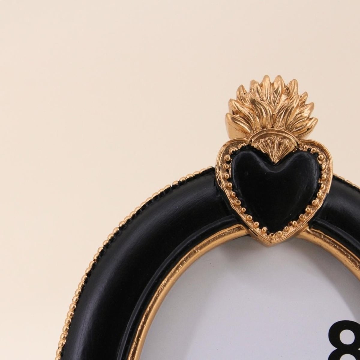 Cadre photo ovale ex voto en résine 19cm noir, ORNAMI