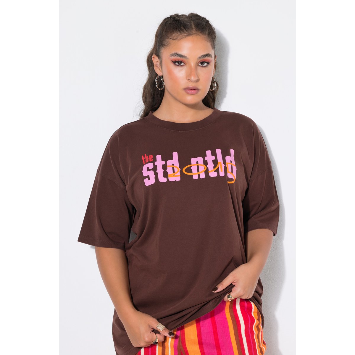T-shirt oversized, imprimé STD NTLD marron, STUDIO UNTOLD